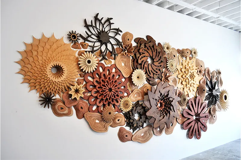 Schneiden Schneiden Sie unter anderem Holz, Acryl, Papier und viele weitere Materialien mit Ihrem Laser.