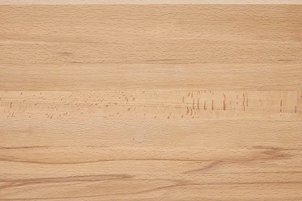 Hartholz eignet sich für das Arbeiten mit dem Laser.